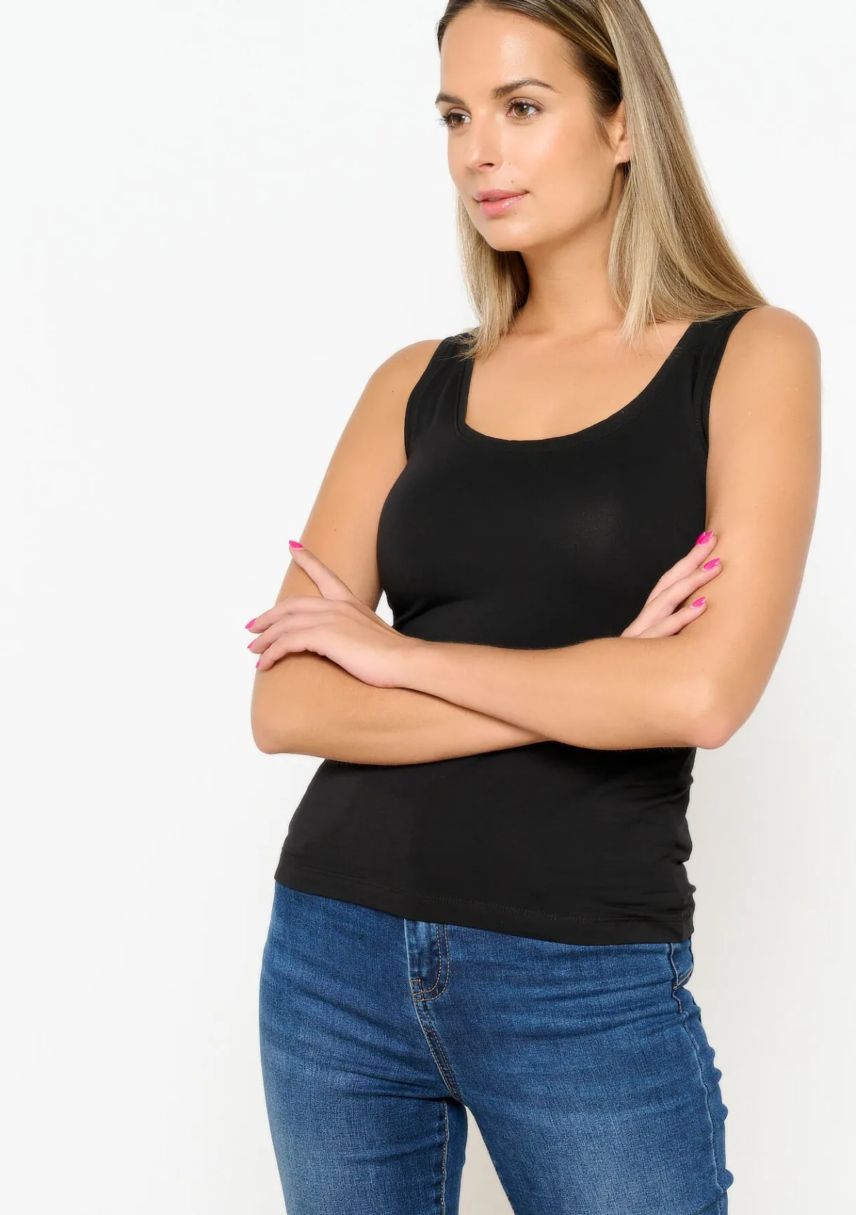 LolaLiza Basic tanktop- Tops En T-Shirts