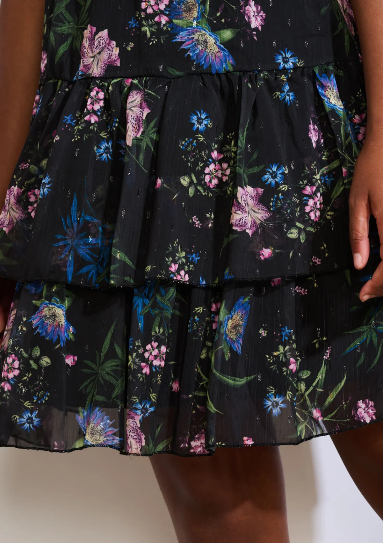 LolaLiza Bloemen overslagjurk- Jurken