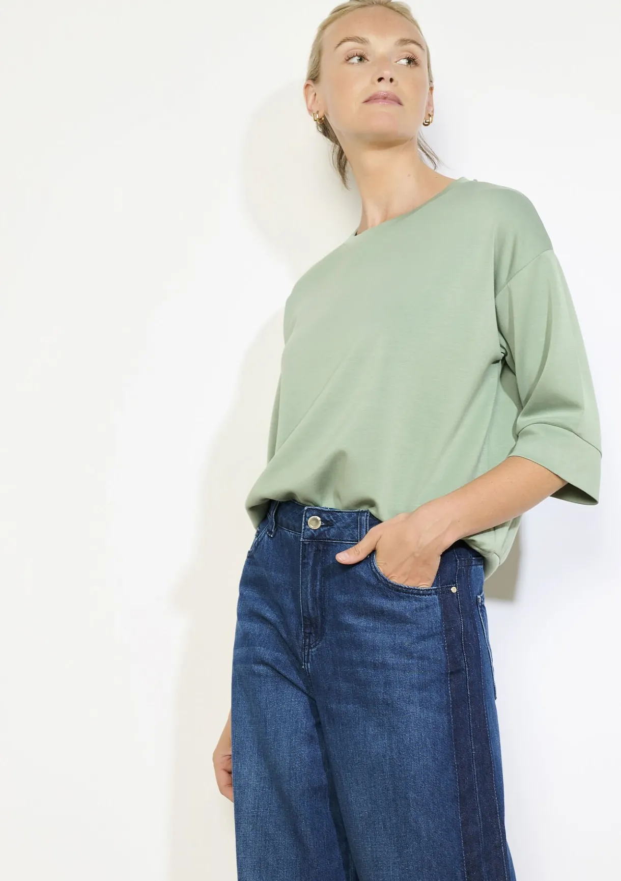 LolaLiza Boxy sweatshirt met korte mouwen- Sweats