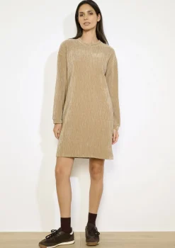 LolaLiza Fluwelen sweaterjurk met kreuktextuur- Jurken