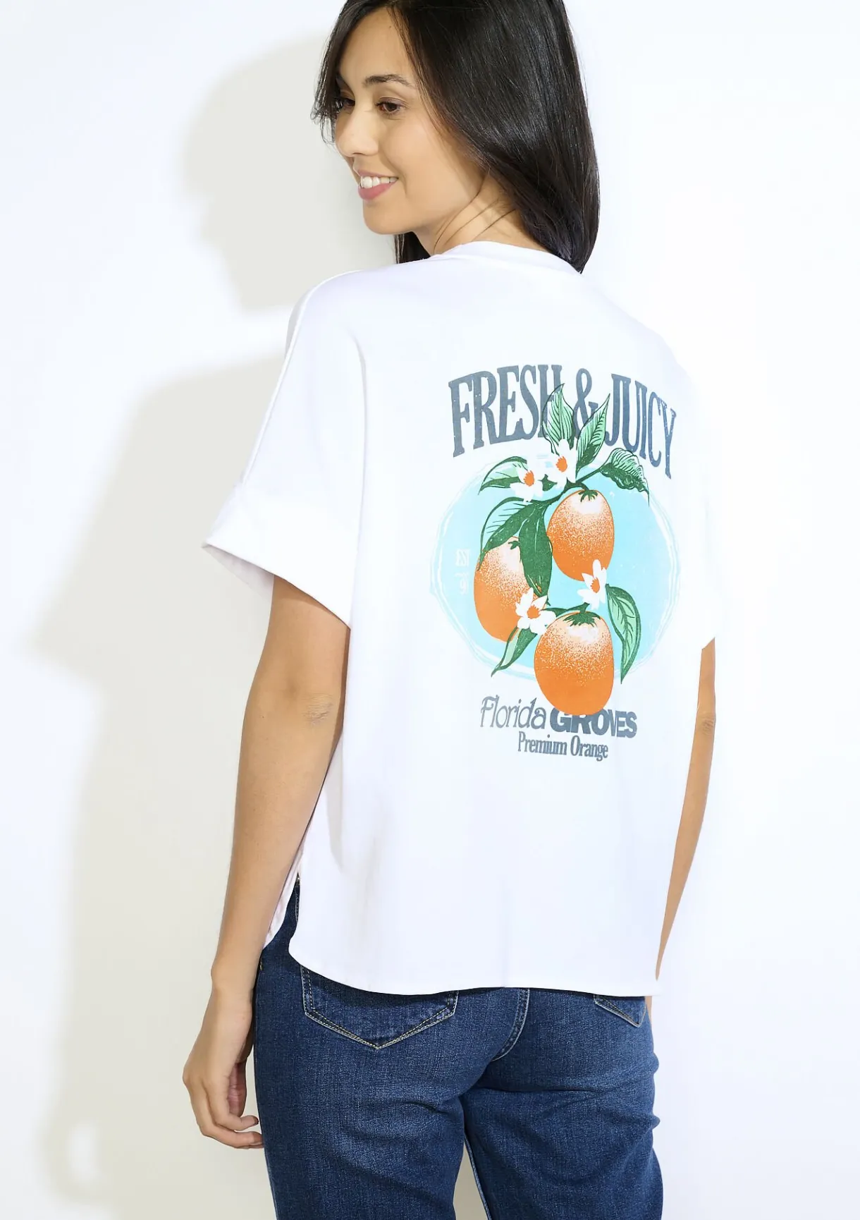 LolaLiza Fruitige print t-shirt- Tops En T-Shirts