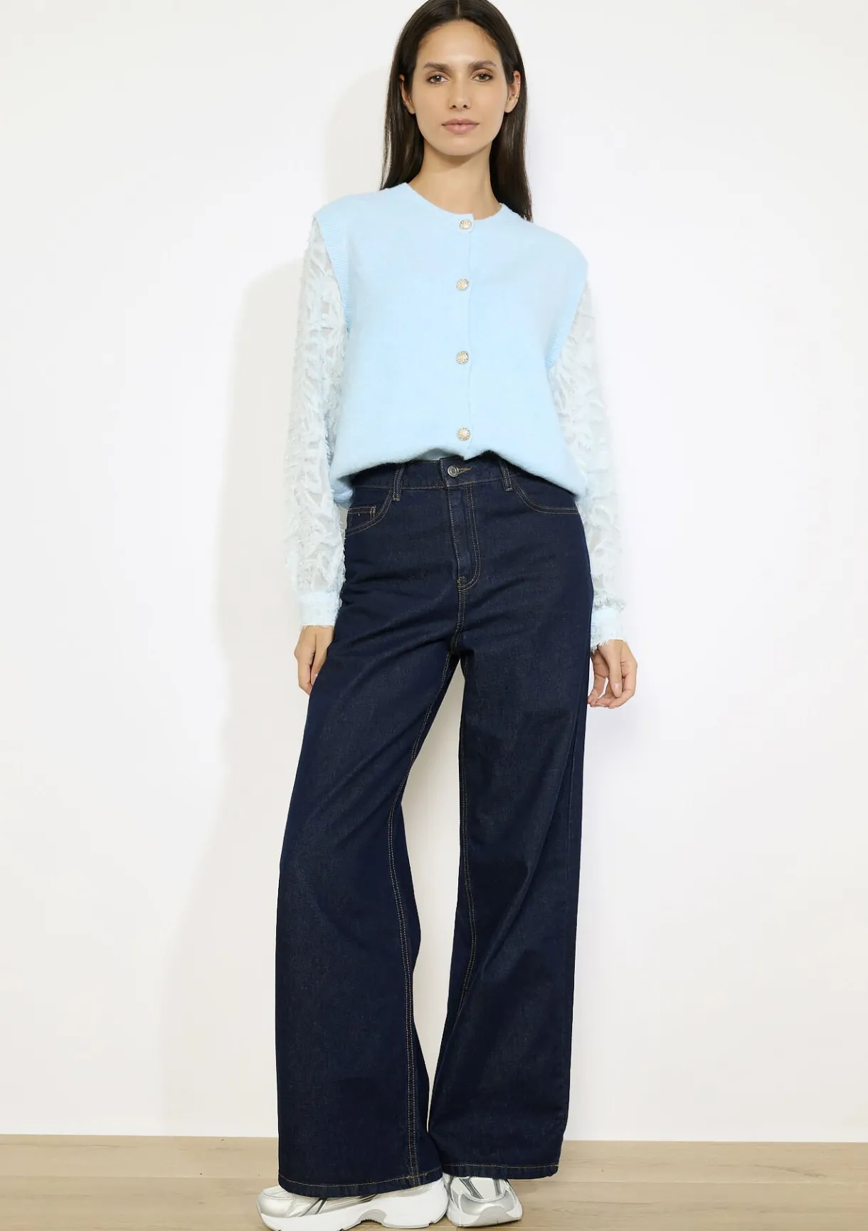 LolaLiza Gebreid vest met kantmouwen- Truien En Cardigans