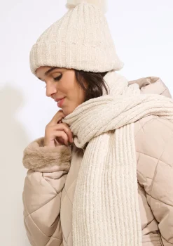 LolaLiza Geribde beanie met pompon- Accessoires