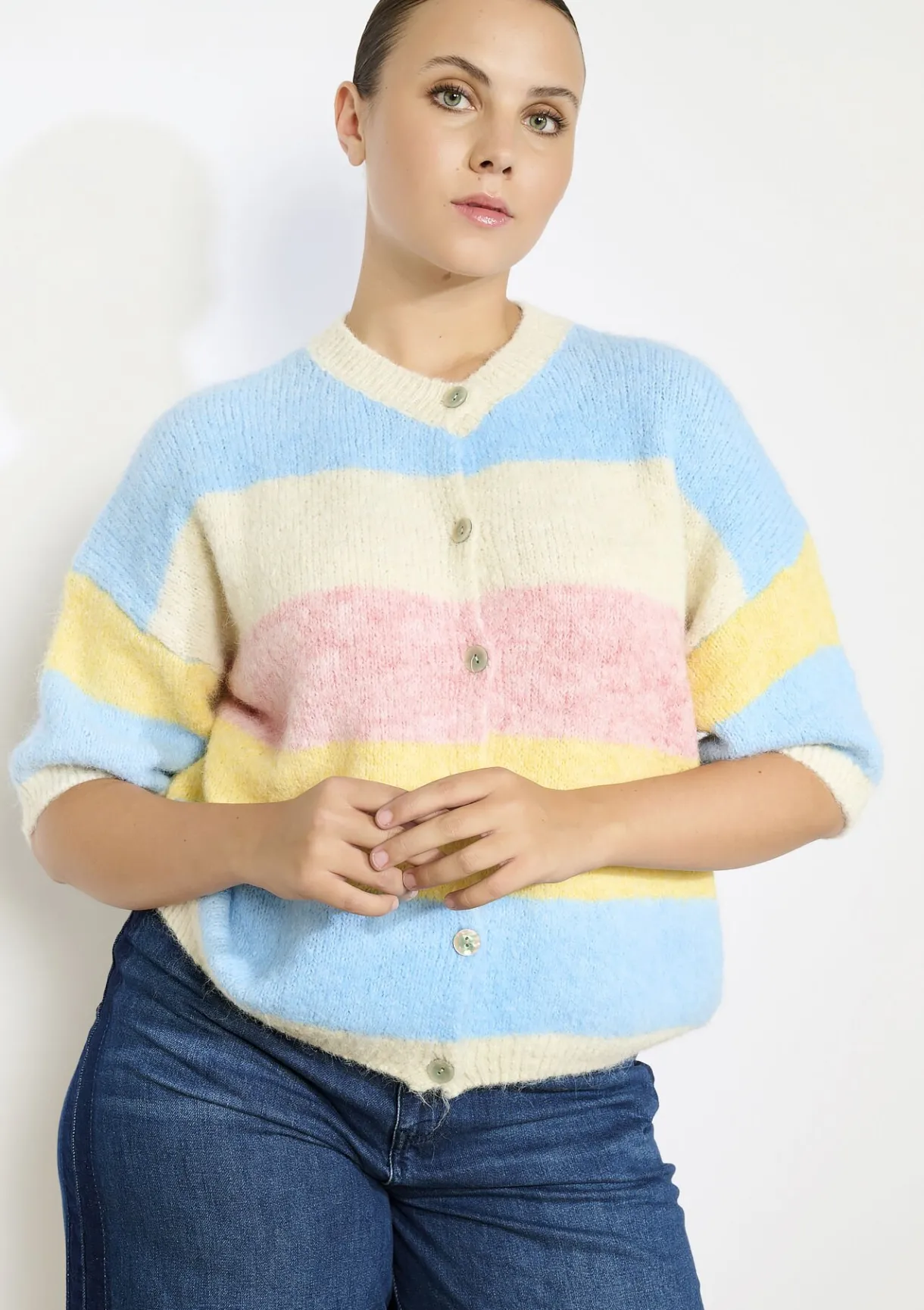 LolaLiza Gestreepte korte gilet- Truien En Cardigans