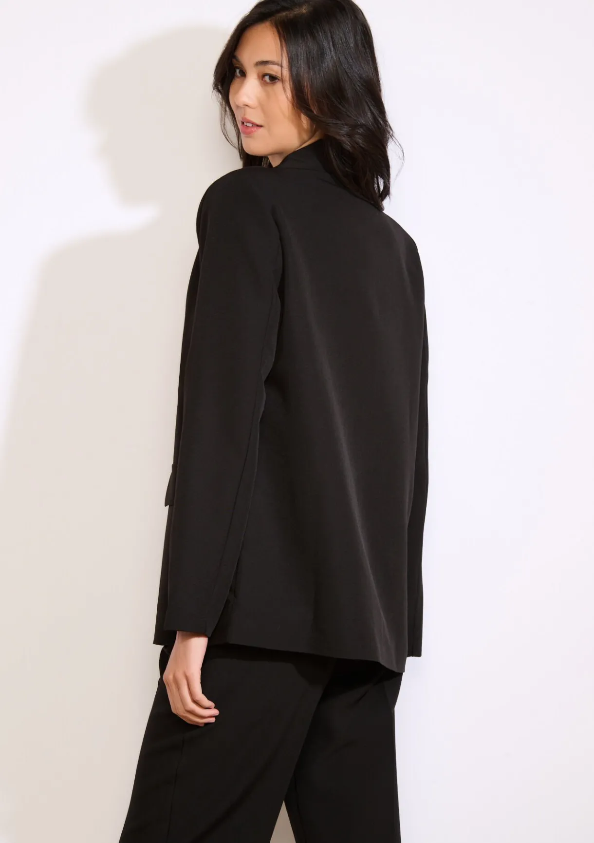 LolaLiza Getailleerde blazer met knoop- Vesten En Blazers|Co-Ord Sets