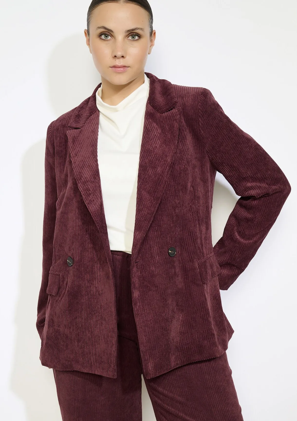 LolaLiza Getailleerde corduroy blazer- Co-Ord Sets|Vesten En Blazers