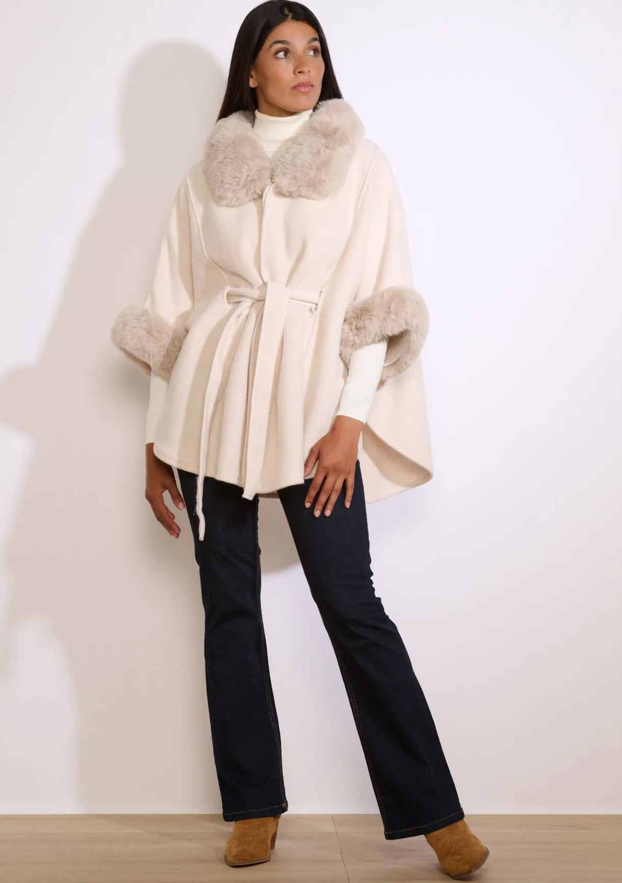 LolaLiza Getailleerde poncho met zachte kraag- Accessoires|Mantels En Jassen