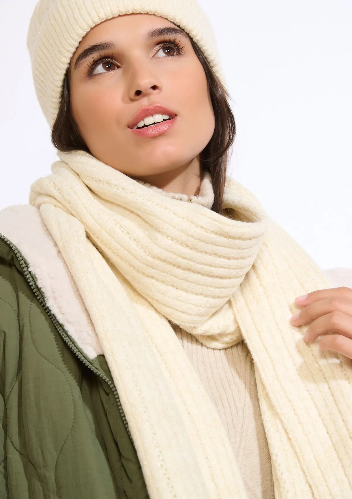 LolaLiza Glanzende ribgebreide sjaal- Accessoires