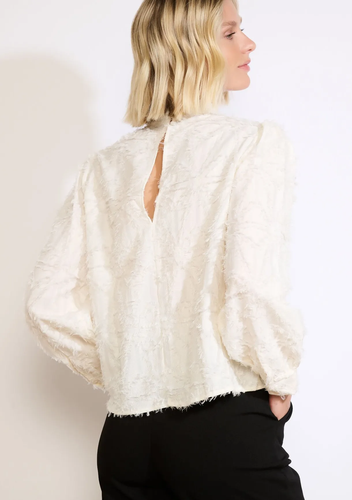 LolaLiza Jacquard blouse met franjes- Blouses En Hemden