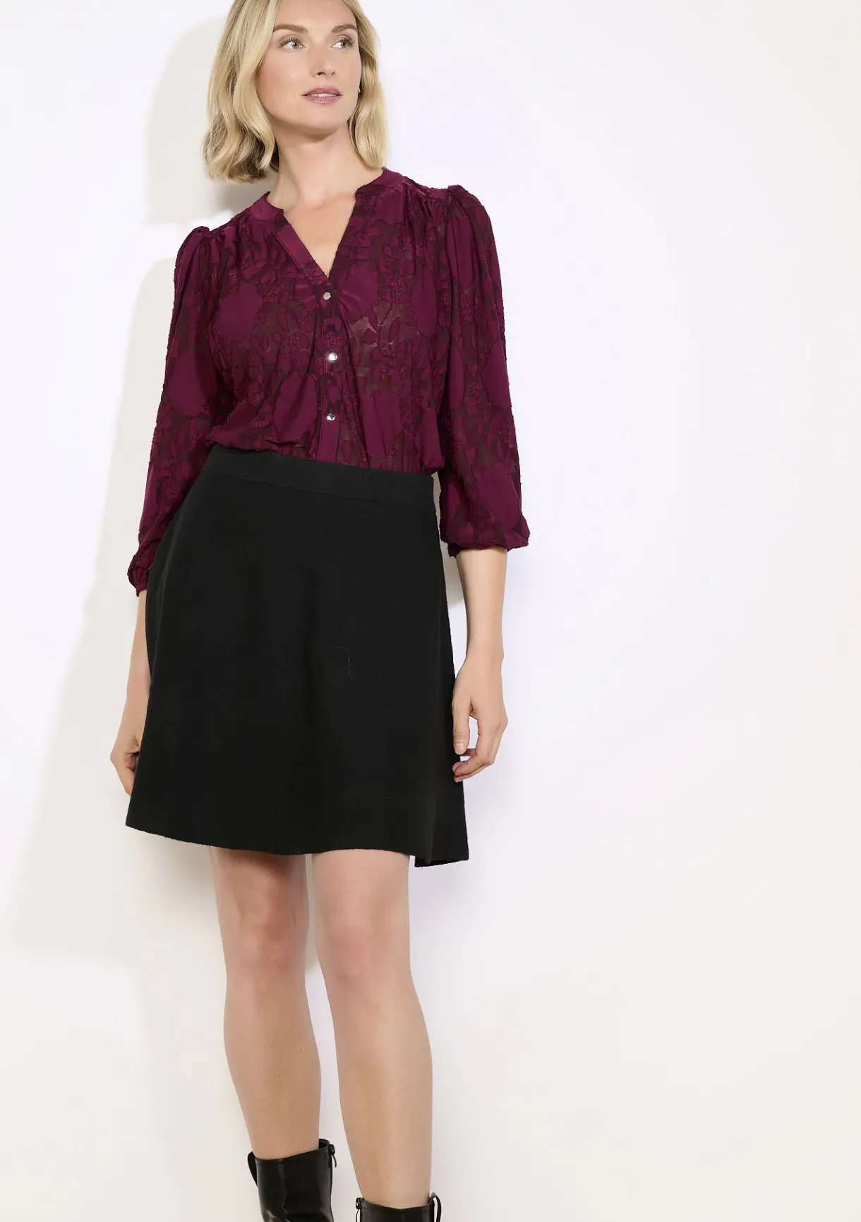 LolaLiza Jacquard top met structuur- Tops En T-Shirts