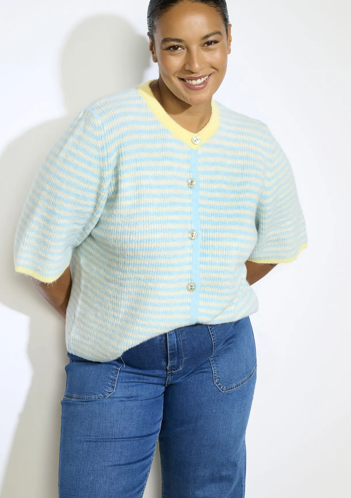 LolaLiza Korte gestreepte vest- Truien En Cardigans