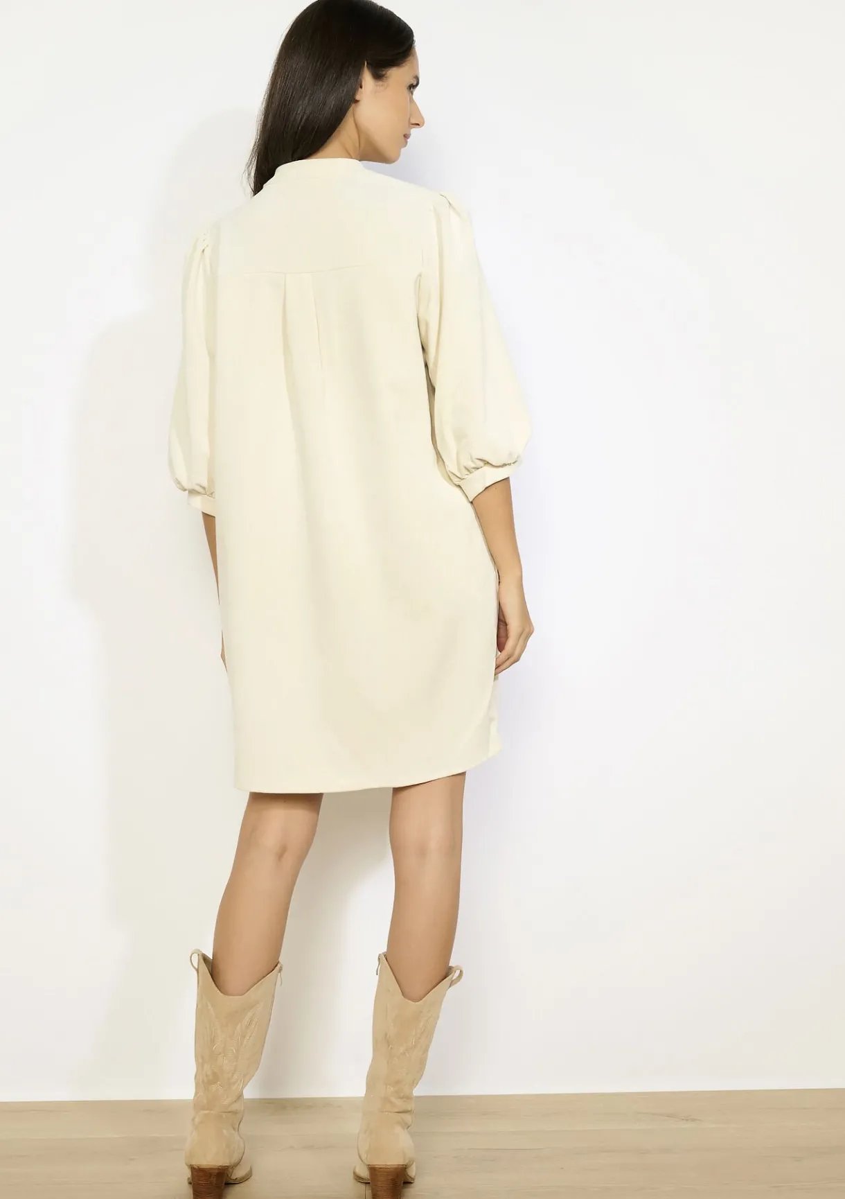 LolaLiza Korte jurk in ribfluweel- Jurken