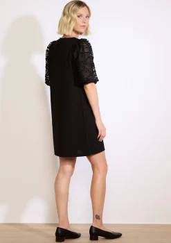 LolaLiza Korte jurk met kantmouwen- Jurken