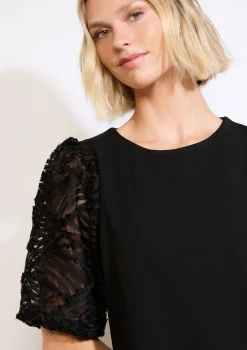 LolaLiza Korte jurk met kantmouwen- Jurken