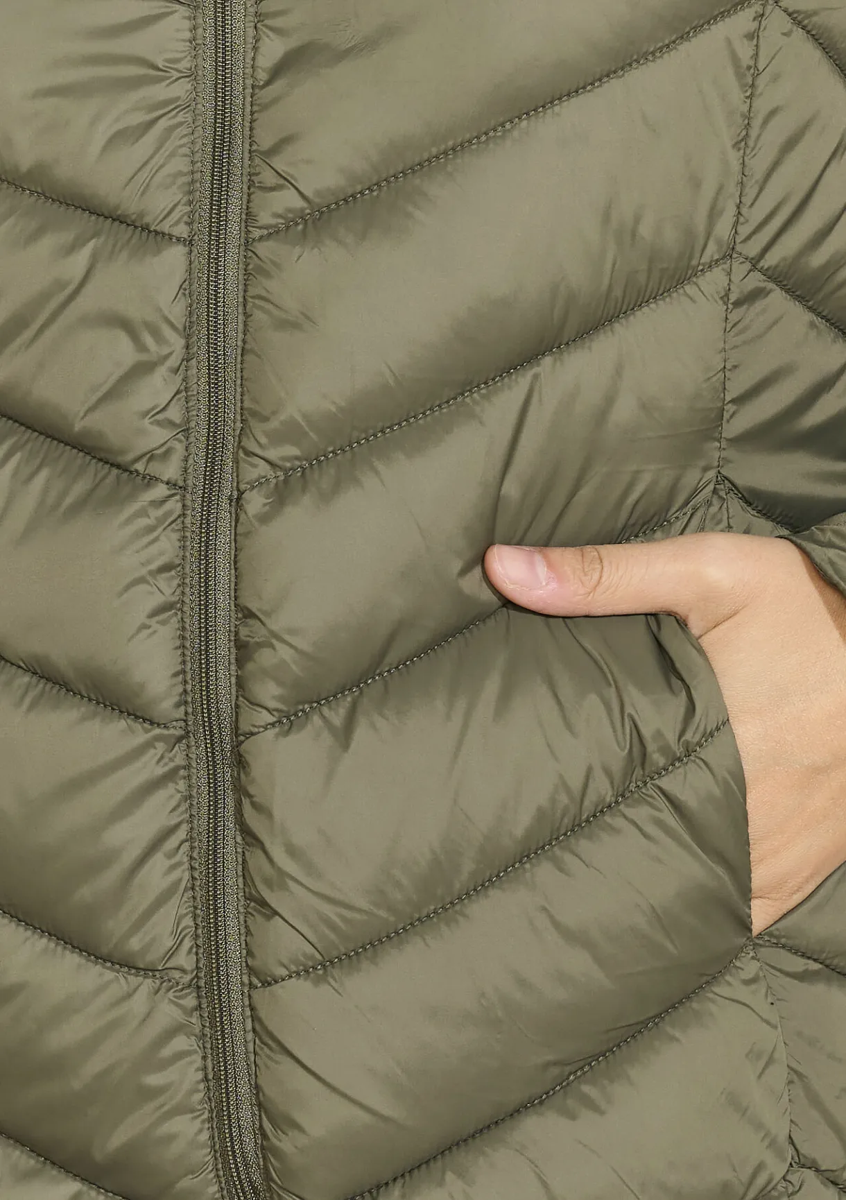 LolaLiza Lichte gewatteerde jas met capuchon- Loungewear|Mantels En Jassen