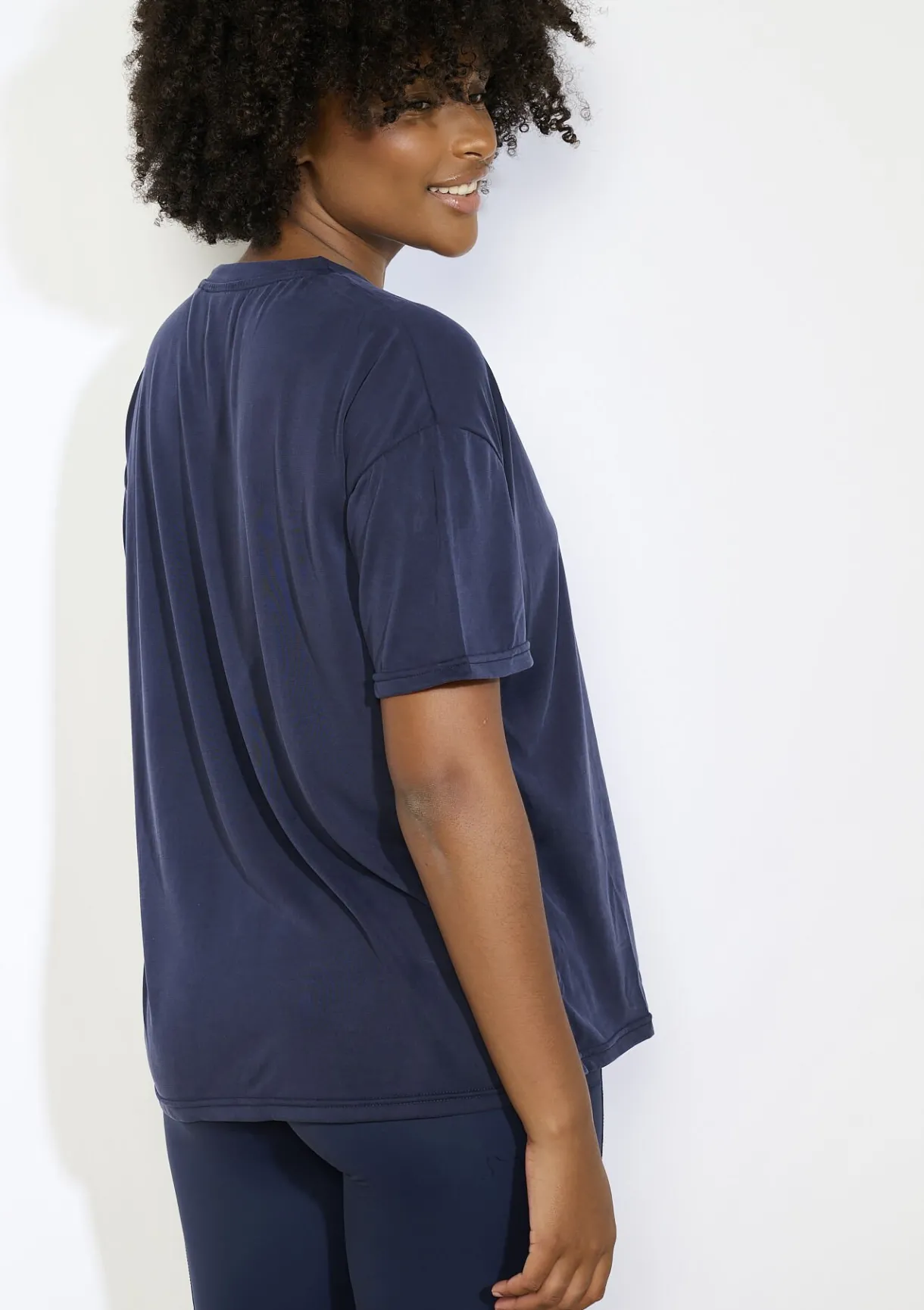 LolaLiza Losvallend sportshirt- Tops En T-Shirts|Sweats