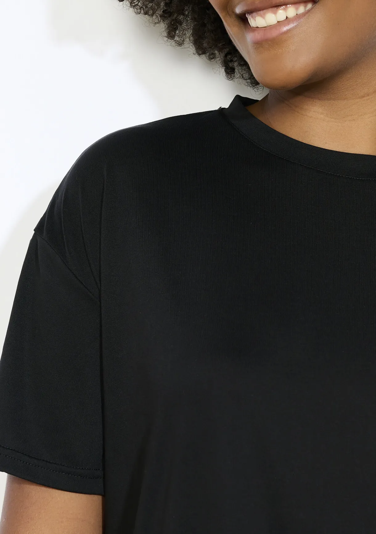 LolaLiza Losvallend sportshirt- Tops En T-Shirts|Loungewear