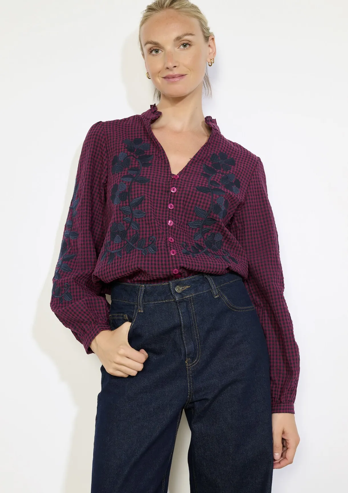 LolaLiza Losvallende geborduurde blouse- Blouses En Hemden