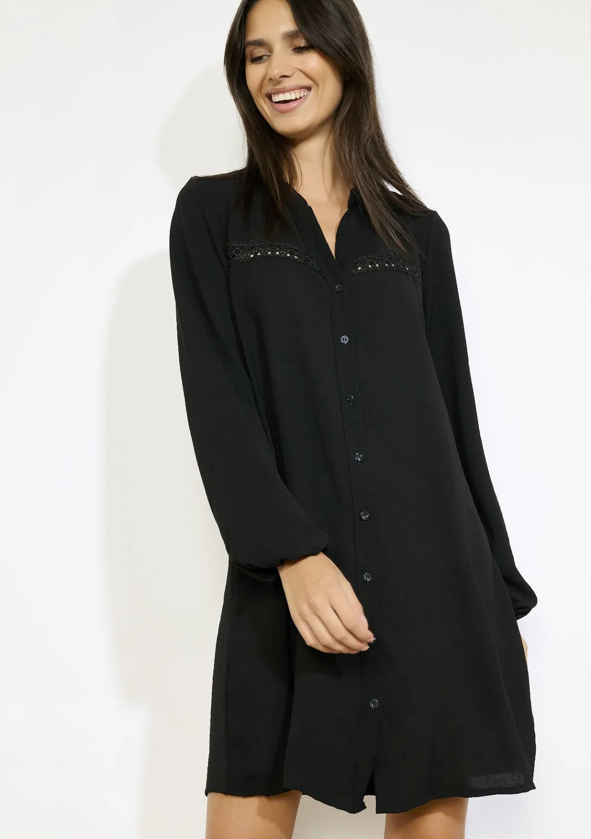 LolaLiza Losvallende korte overhemdjurk- Jurken