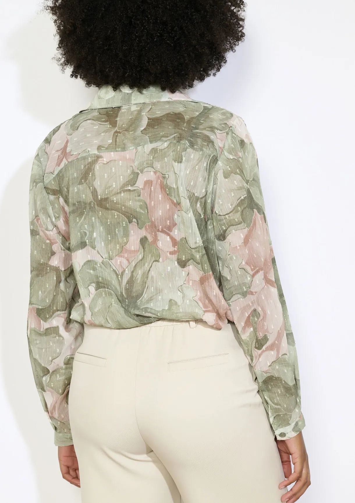 LolaLiza Luchtige bloemenblouse- Blouses En Hemden