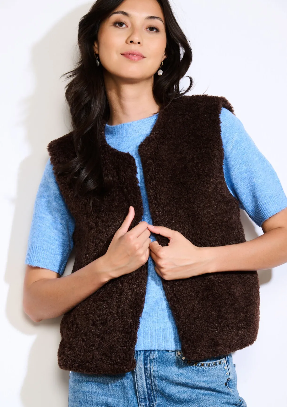 LolaLiza Mouwloos teddy gilet- Vesten En Blazers