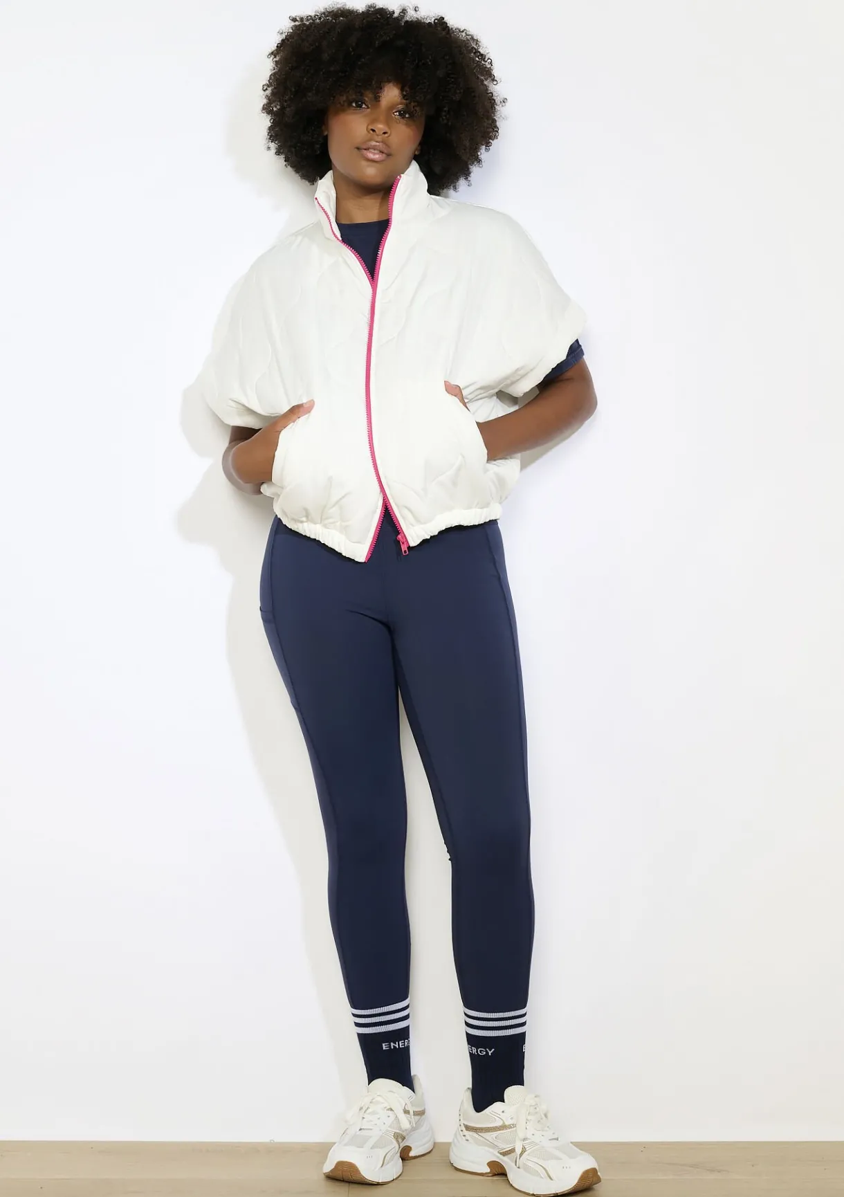 LolaLiza Mouwloze gewatteerde jas- Vesten En Blazers