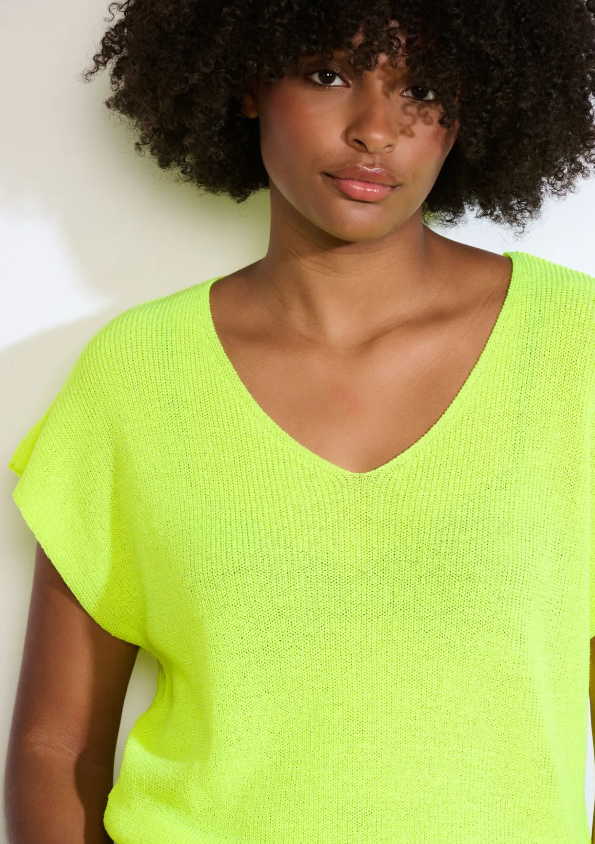 LolaLiza Mouwloze top in fijne knit- Truien En Cardigans