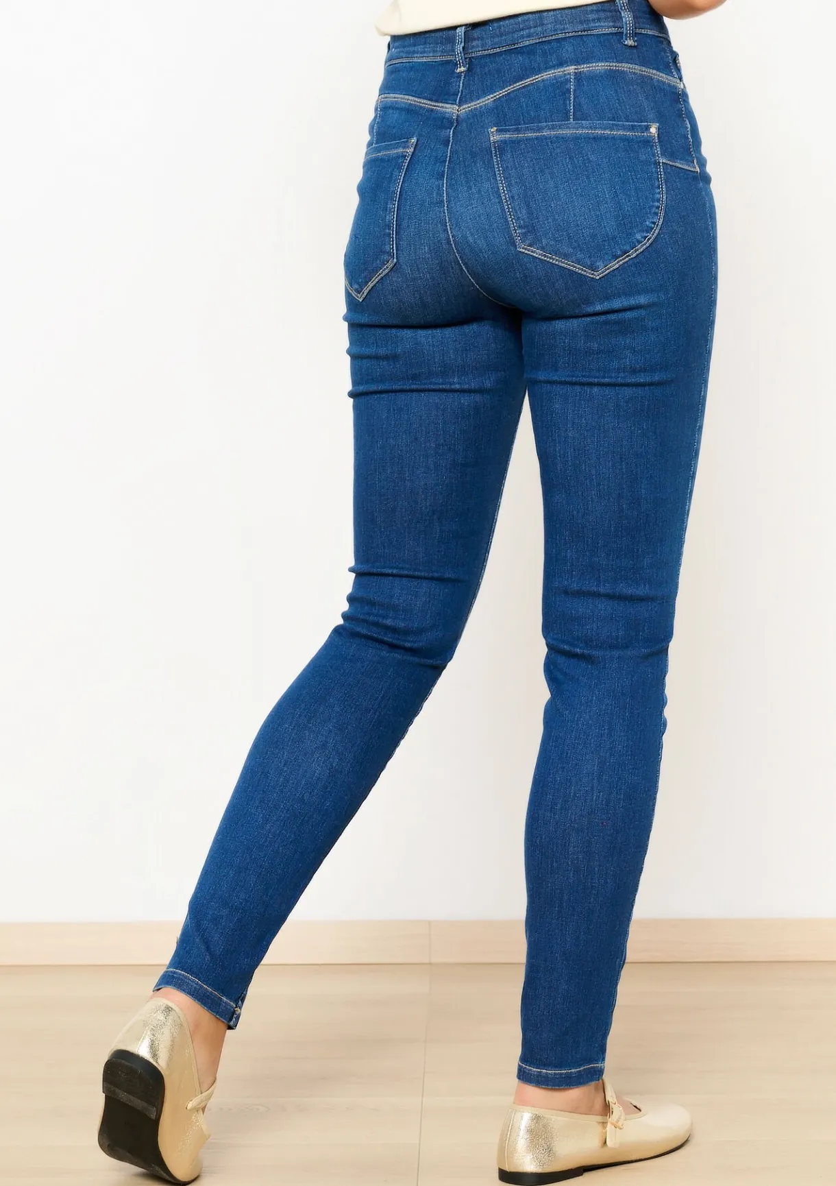 LolaLiza Multiple size slim jeans- Jeans
