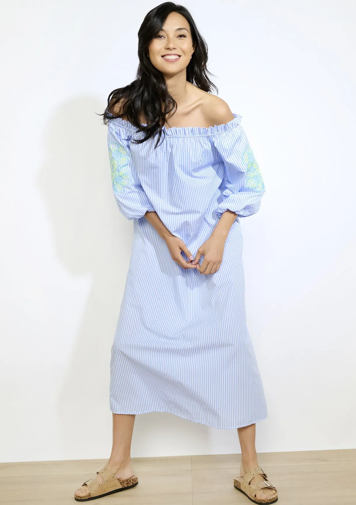 LolaLiza Offshoulder maxi jurk- Jurken