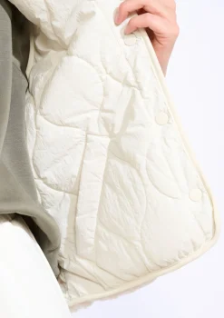 LolaLiza Omkeerbare bodywarmer- Loungewear|Vesten En Blazers