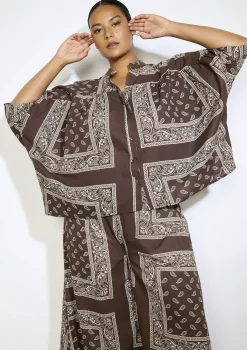 LolaLiza Oversized blouse met bandanaprint- Co-Ord Sets|Blouses En Hemden