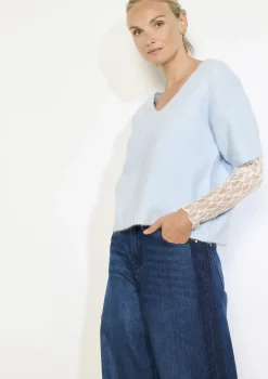 LolaLiza Pluizige trui met kanten lagen- Truien En Cardigans