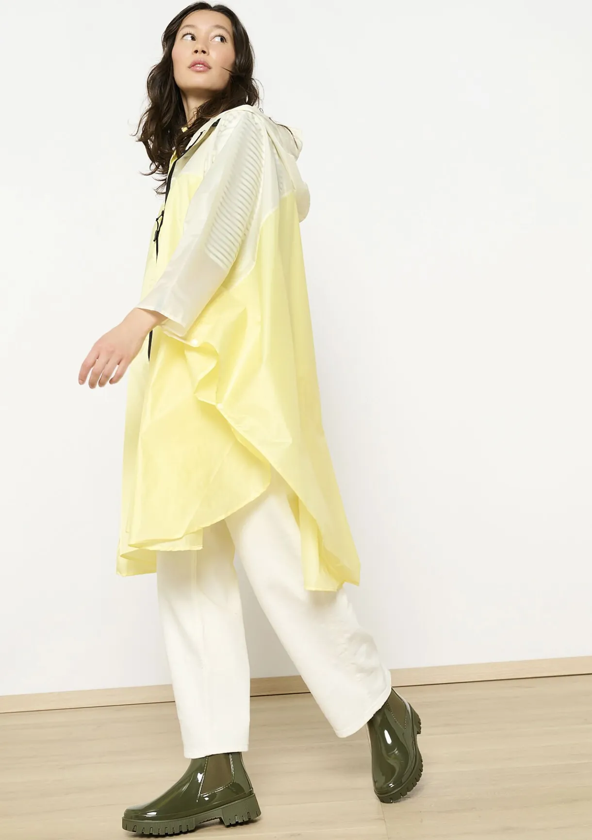 LolaLiza Regenponcho met capuchon en rits- Accessoires|Mantels En Jassen