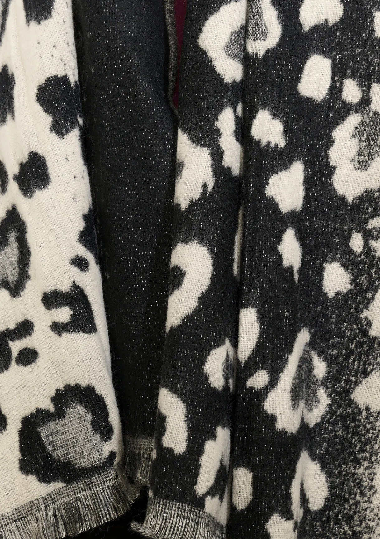 LolaLiza Sjaal met luipaardmotief- Accessoires