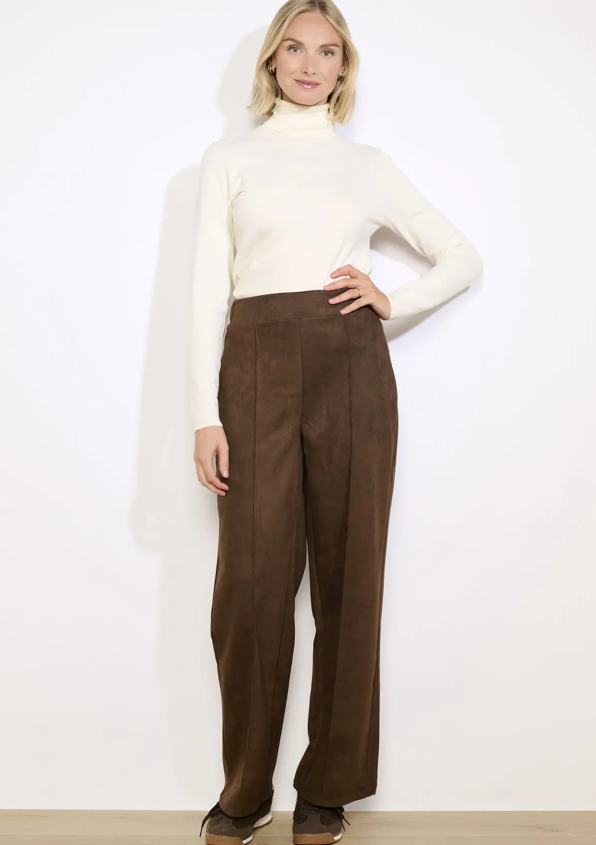 LolaLiza Suèdelook broek met wijde pijp- Broeken