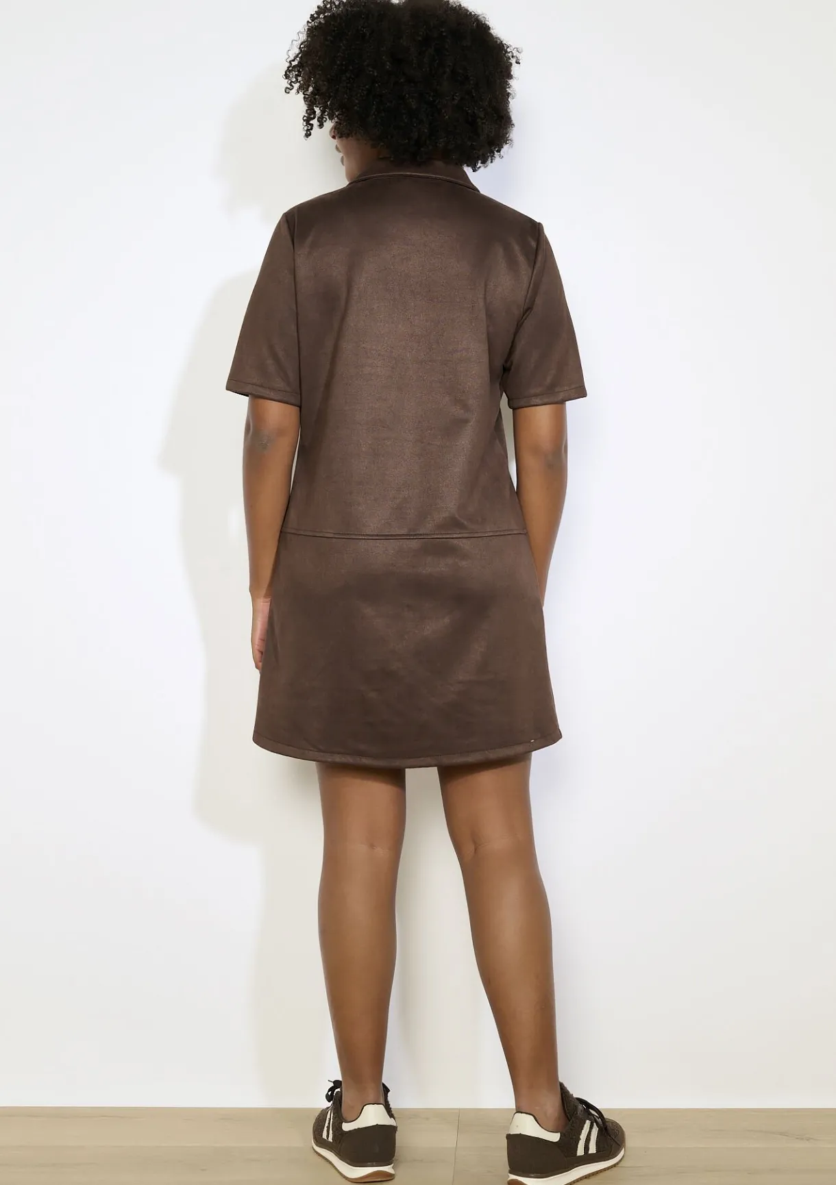 LolaLiza suèdine polo jurk- Jurken