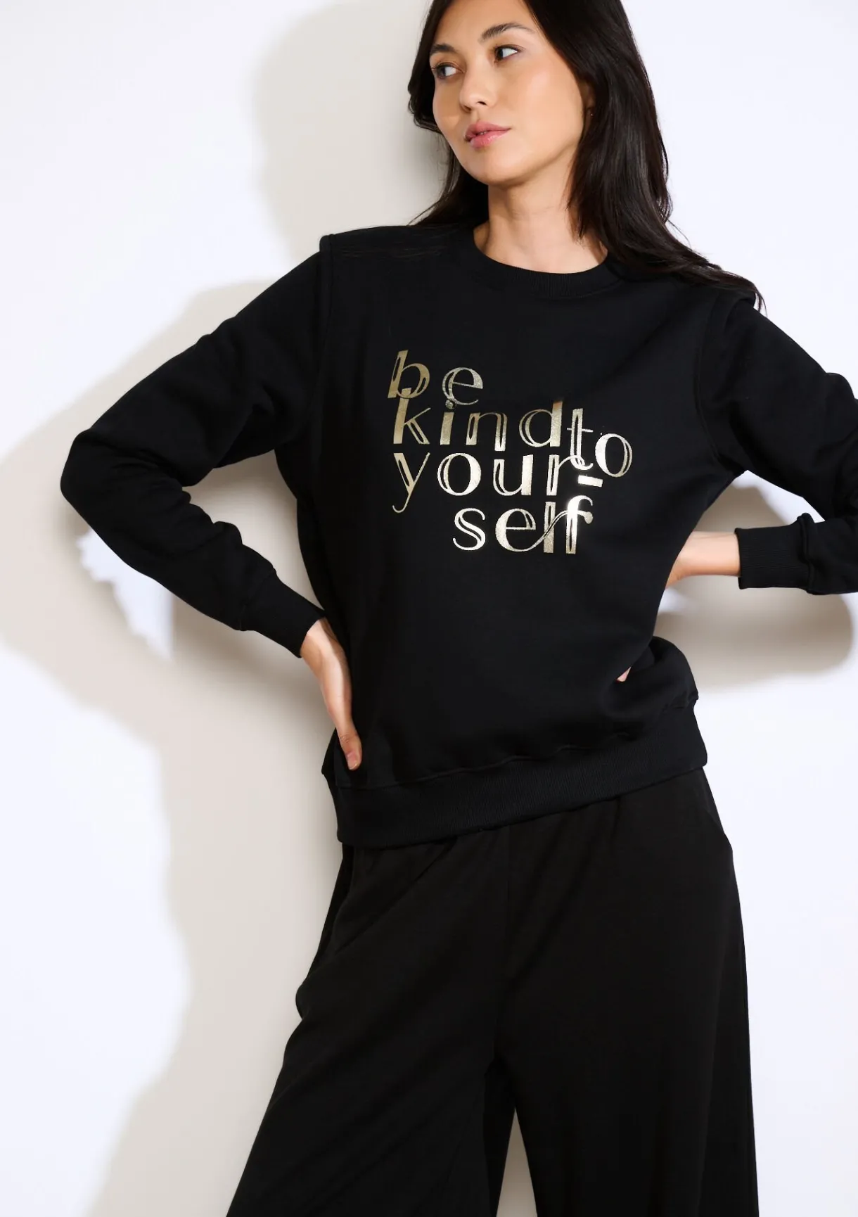 LolaLiza Sweater met positieve tekst- Sweats