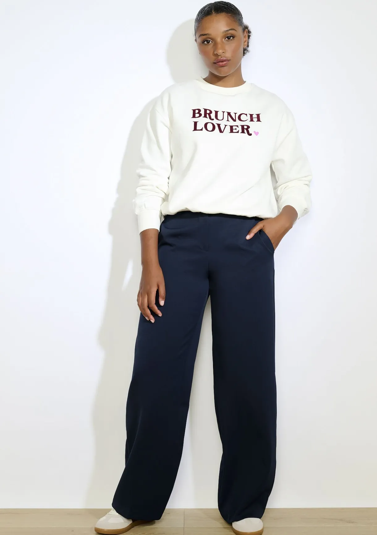 LolaLiza Sweater met tekst- Sweats