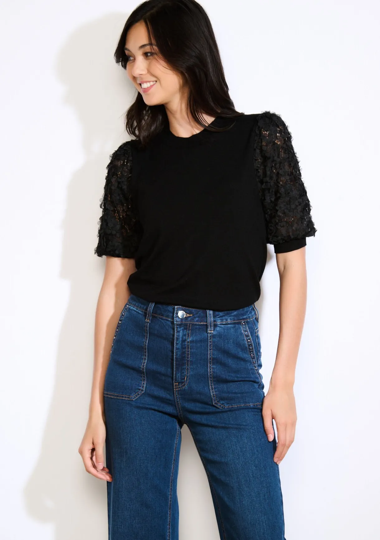 LolaLiza Top met kanten mouwen- Truien En Cardigans