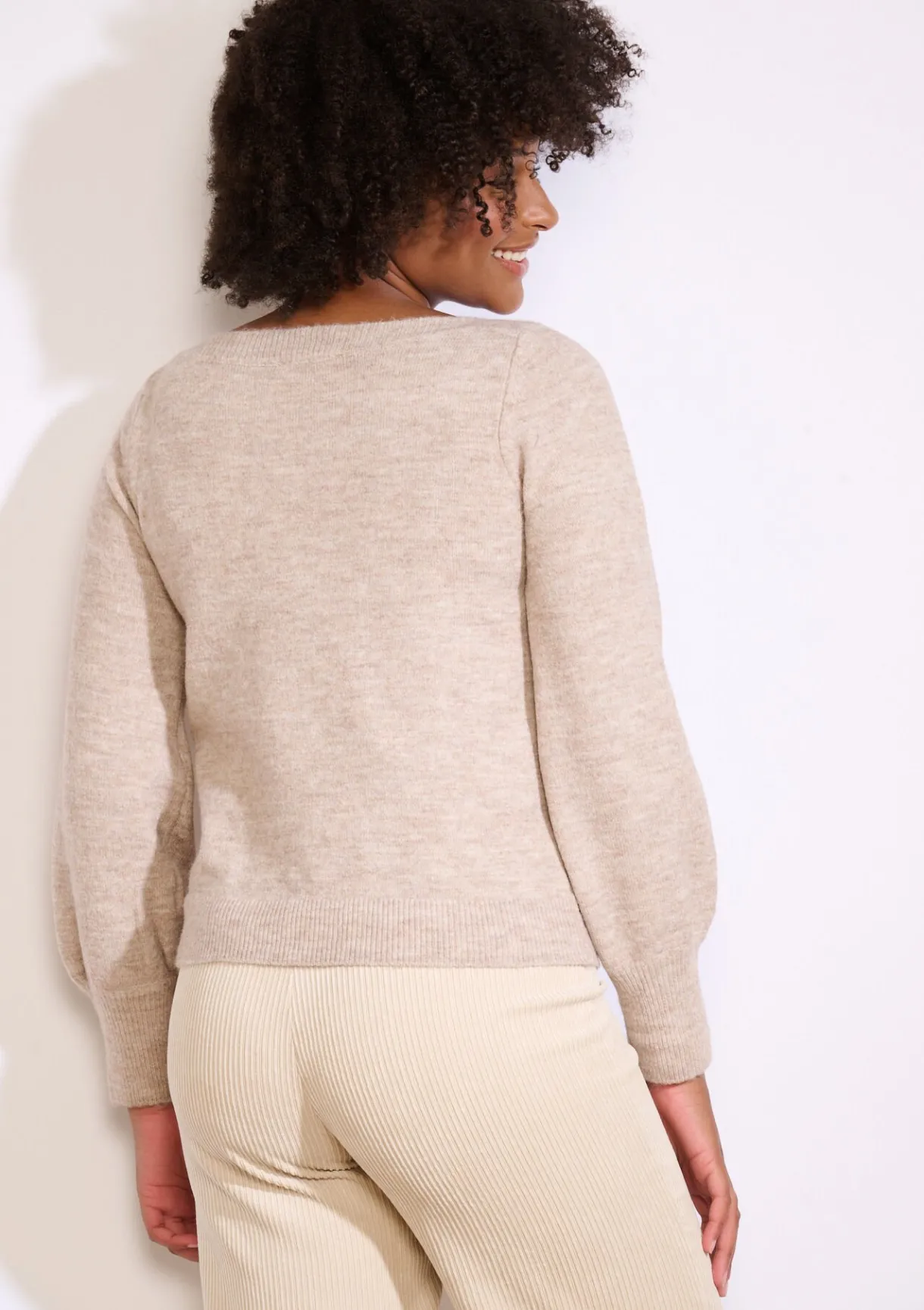 LolaLiza Trui met knopen op mouw- Truien En Cardigans