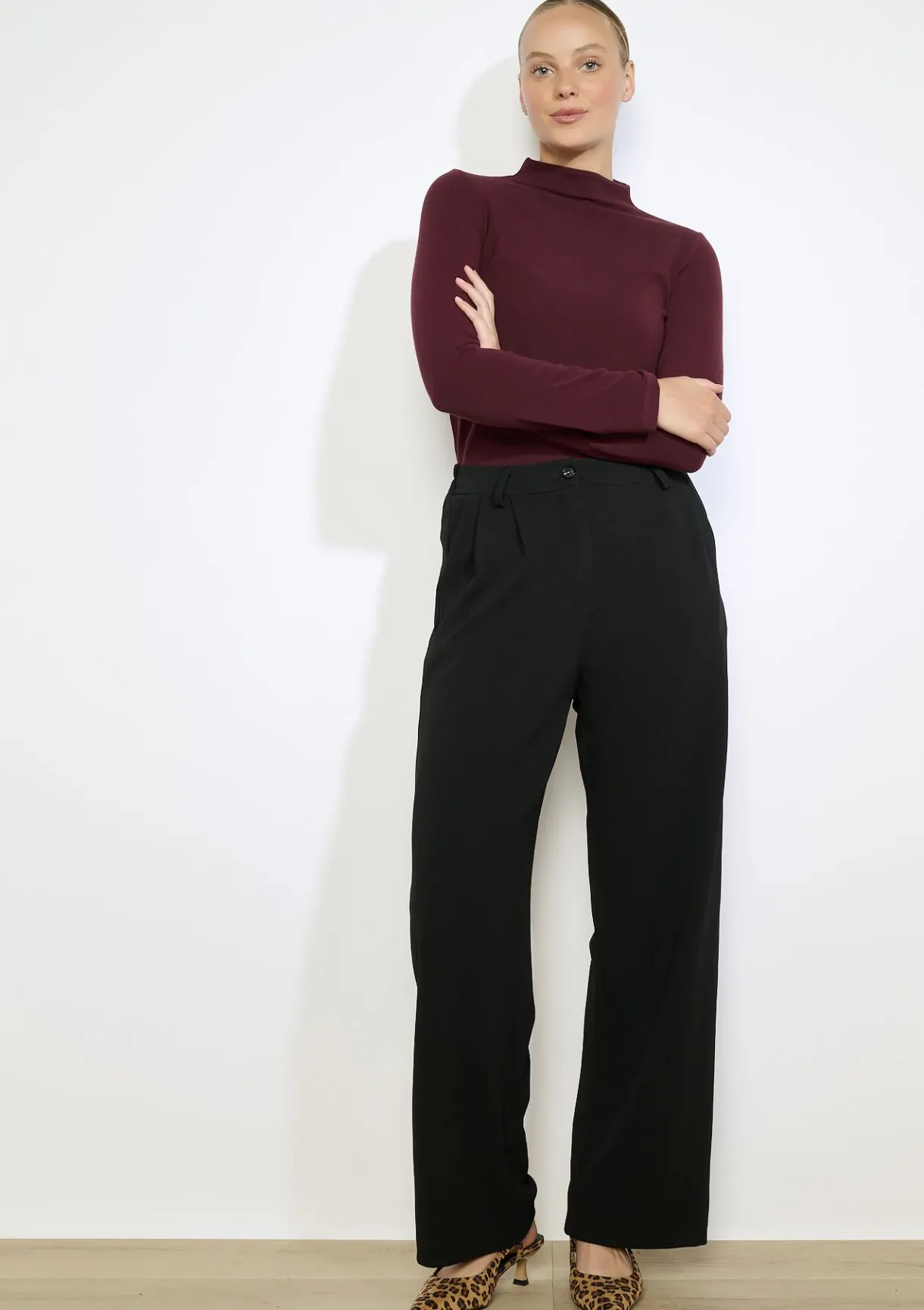 LolaLiza T-shirt lange mouwen met col- Tops En T-Shirts