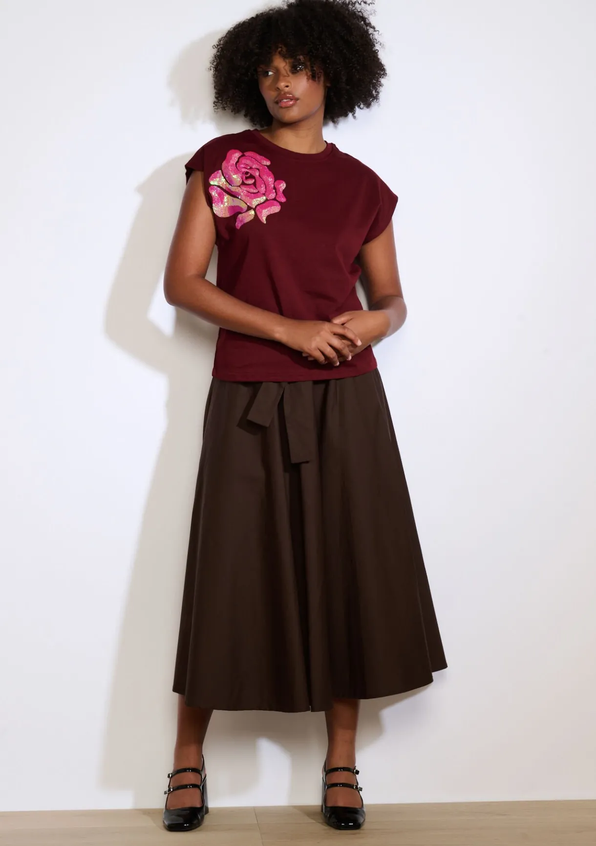 LolaLiza T-shirt met rozenapplicatie- Tops En T-Shirts