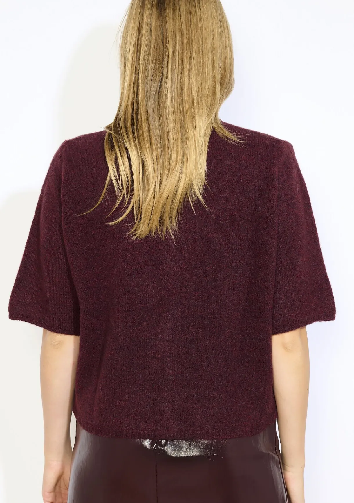 LolaLiza Zachte korte-mouwen cardigan- Truien En Cardigans