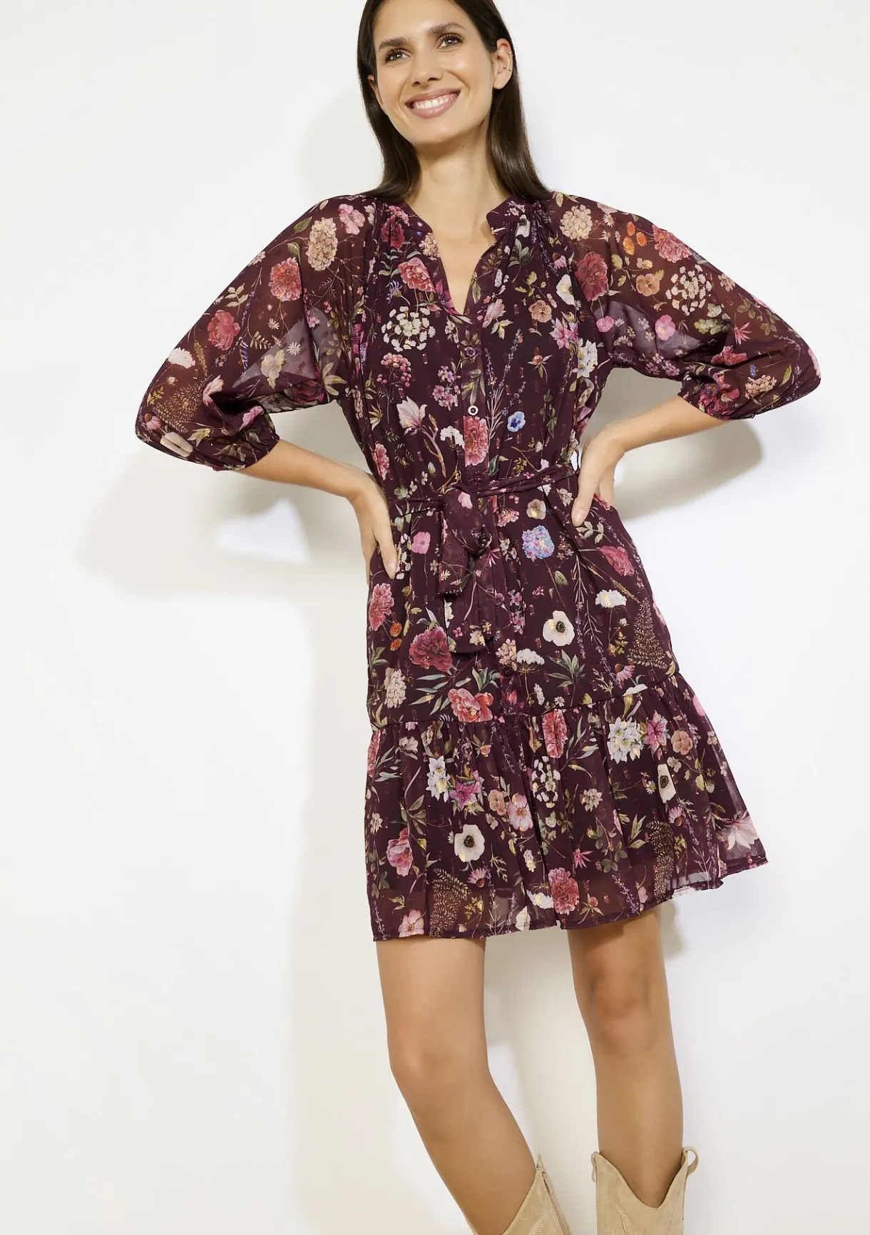 LolaLiza Zwierige bloemenjurk met ceintuur- Jurken