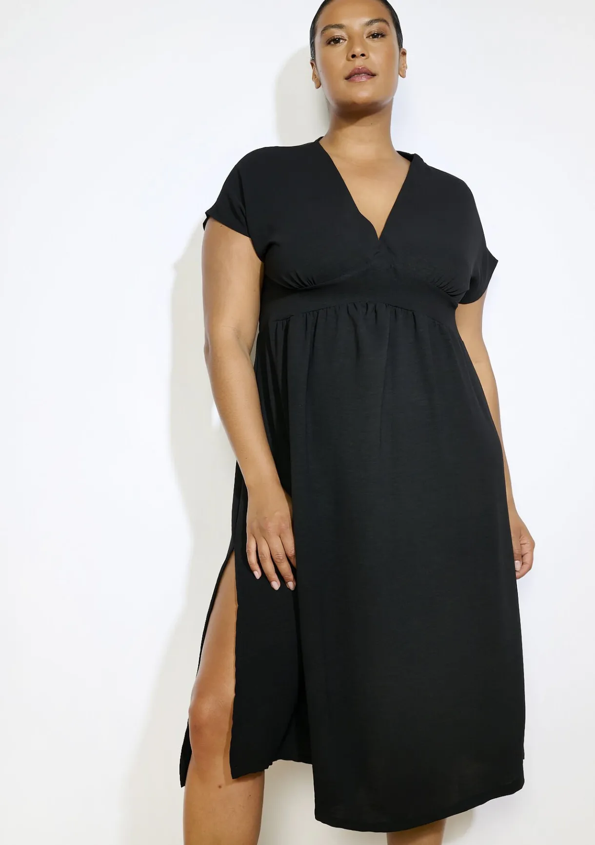 LolaLiza Zwierige midi jurk- Jurken